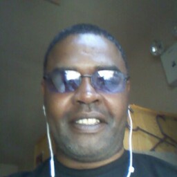 Jeffery Foster Photo 38