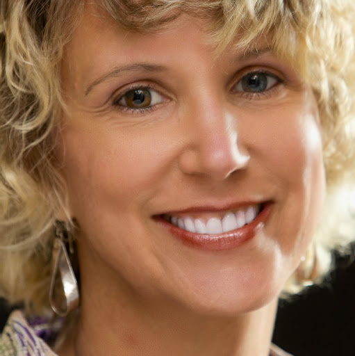 Carol Cobb Photo 33