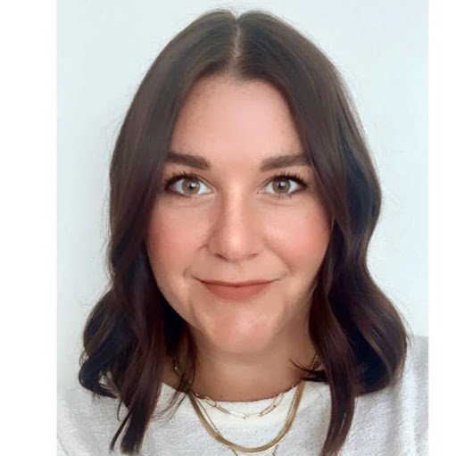 Julia Broder Photo 11