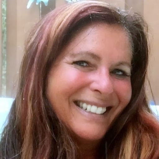 Diane Emerson Photo 27