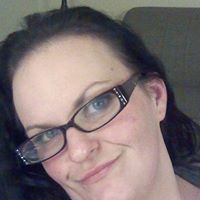 Kristen Flores Photo 28