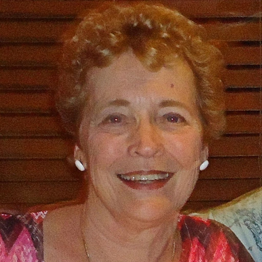 Linda Smyth Photo 17