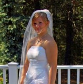 Elizabeth Jordan Photo 16