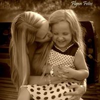 Anna Lang Photo 5