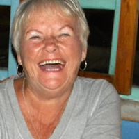 Janette Rowe Photo 4