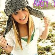 Avery Williams Photo 25