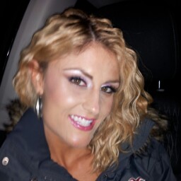 Michelle Hagan Photo 17