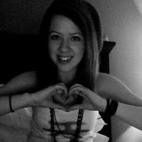 Emily Burton Photo 6