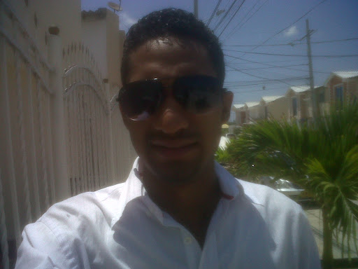 Kevin Manuel Photo 8