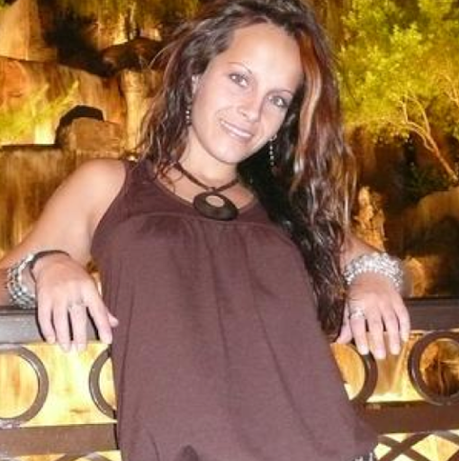 Holly Fowler Photo 25