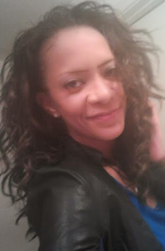 Yolanda Harris Photo 27