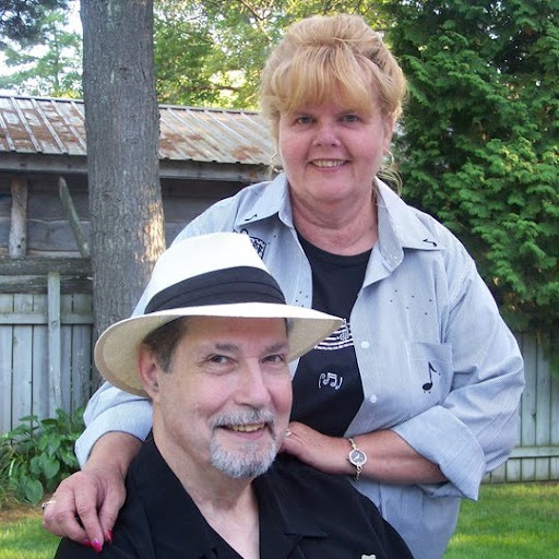 Linda Peters Photo 27