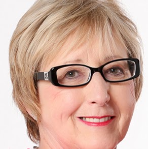 Barbara Elliott Photo 33