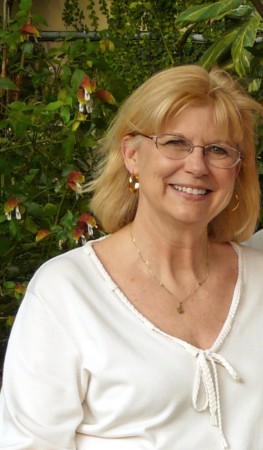 Diana Phillips Photo 14