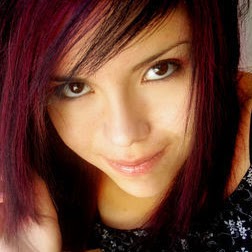 Stephanie Dyer Photo 35