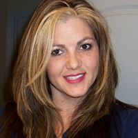 Julie Best Photo 17