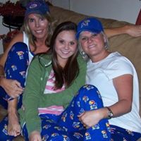 Gina Bates Photo 36