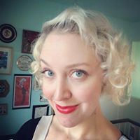 Elizabeth Deering Photo 8