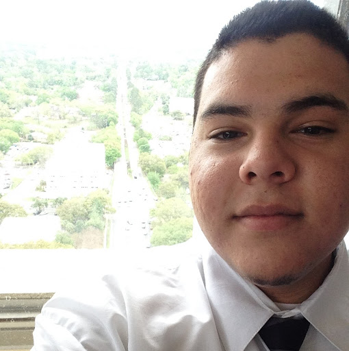 Andrew Davila Photo 9