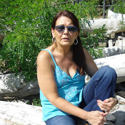 Cindy Harrison Photo 32