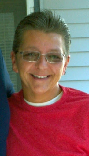 Robyn Richards Photo 9