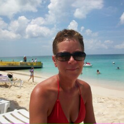 Vicki Jones Photo 31