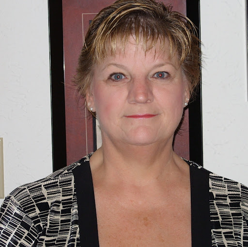 Brenda Thompson Photo 21