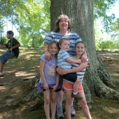 Victoria Roberson Photo 32