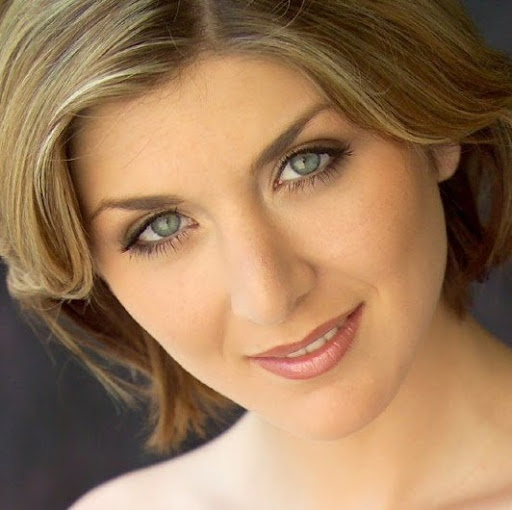Laura Webber Photo 11