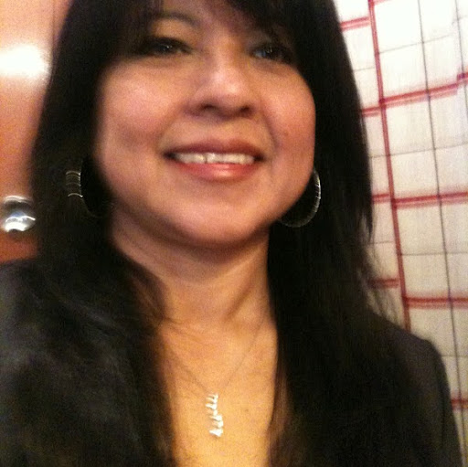 Danielle Arellano Photo 17