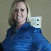 Julie Henderson Photo 40