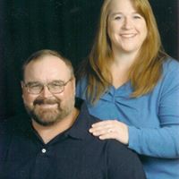 Laura Hartman Photo 38