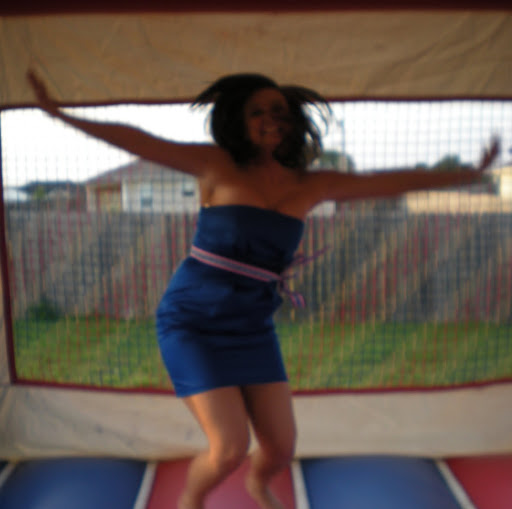 Kimberly Tucker Photo 35
