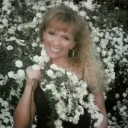 Cynthia Giles Photo 21