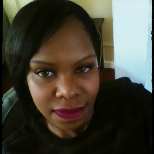 Kimberly Small Photo 39