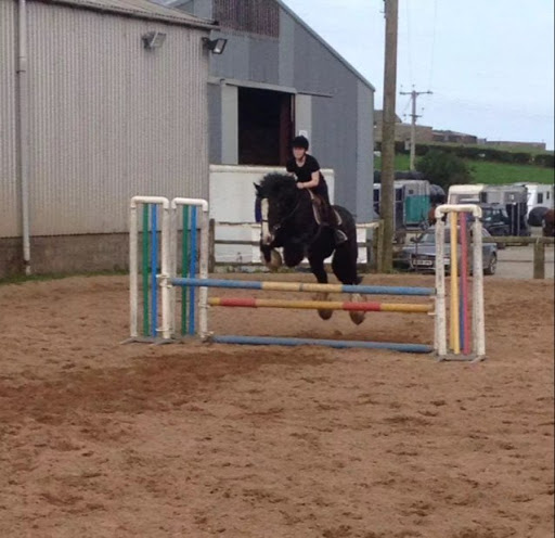 Megan Newell Photo 11