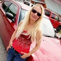 Heather Quillen Photo 16