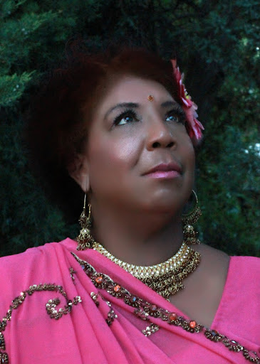 Geraldine Walker Photo 32