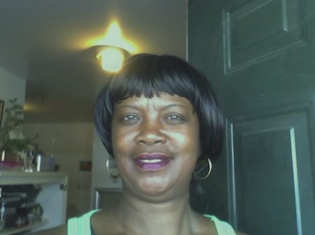 Sandra Hudson Photo 19