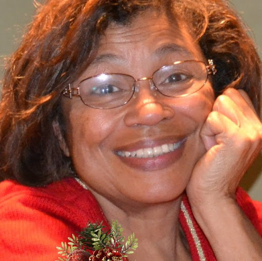 Andrea Tucker Photo 55