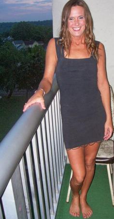 Laura Ball Photo 6