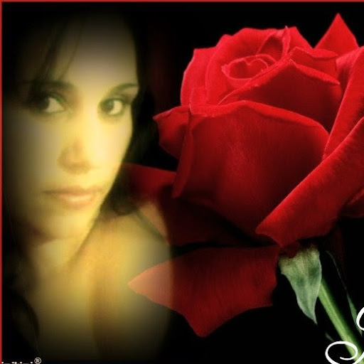 Julie Ochoa Photo 14