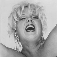 Maxine Fuller Photo 12