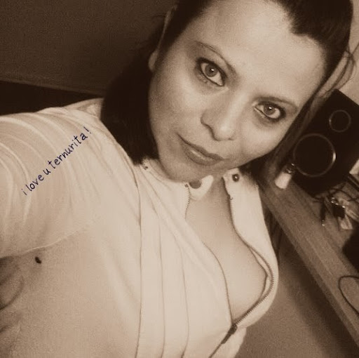 Claudia Barrios Photo 6