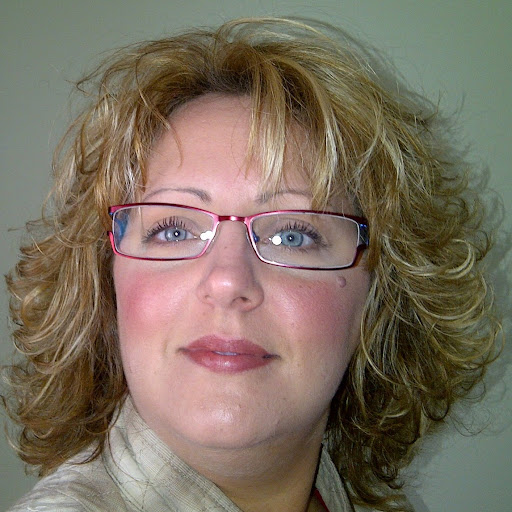 Michelle Calvin Photo 6