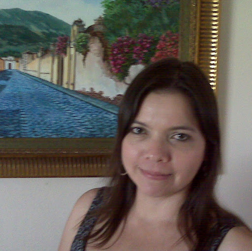 Maria Arana Photo 16
