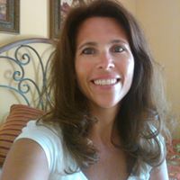 Elaine Fournier Photo 25
