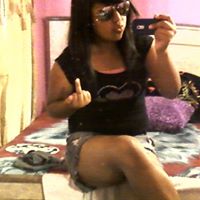 Sandy Velez Photo 22