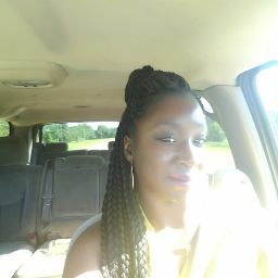 Candace Perry Photo 34