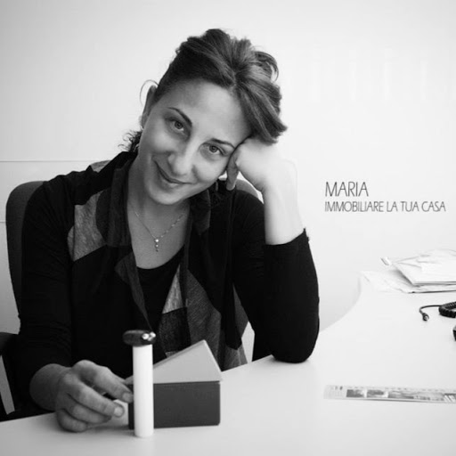 Maria Lombardo Photo 37
